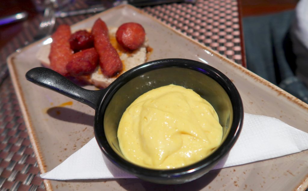 roast chorizo sausage with garlic mayonnaise